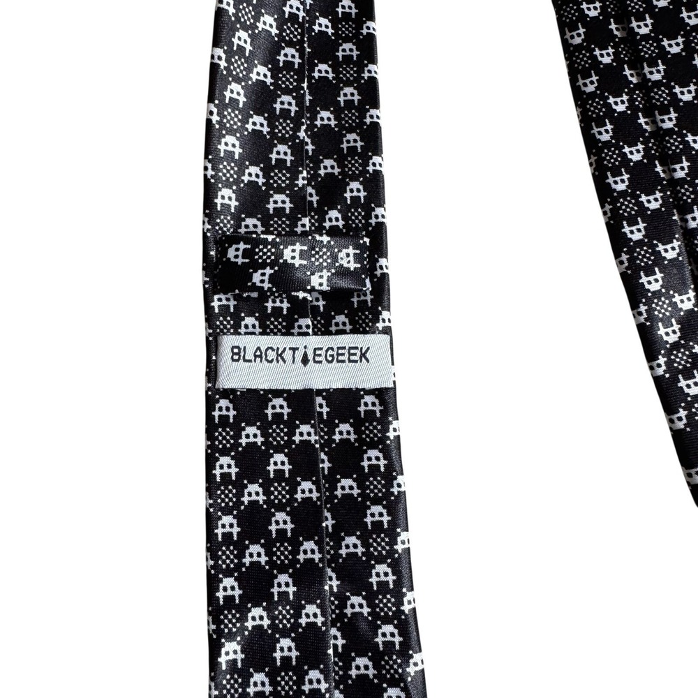 Space Invaders Video Game Atari BlackTieGeek Skinny Dress Tie